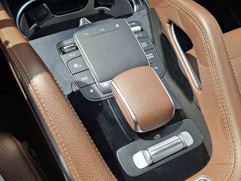 Certified 2024 Mercedes-Benz GLS 450 4MATIC image 25