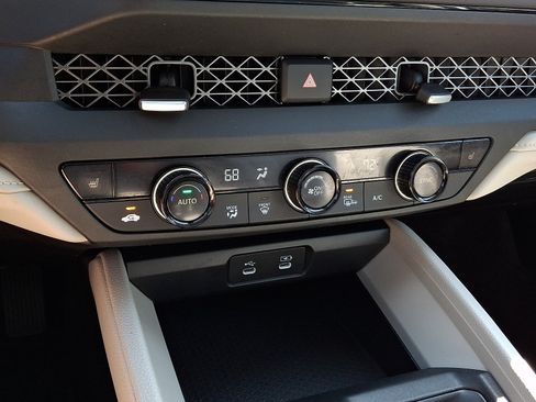 Used 2024 Honda Accord EX image 16