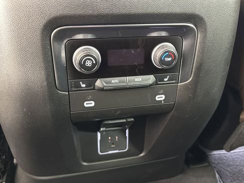 Used 2023 Chevrolet Tahoe High Country image 45