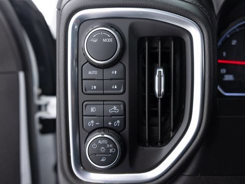 Used 2021 Chevrolet Silverado 2500 LTZ image 39