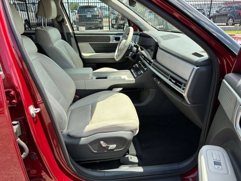 Used 2024 Hyundai Santa Fe Limited AWD/4WD image 36