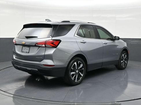 Used 2024 Chevrolet Equinox Premier FWD image 5