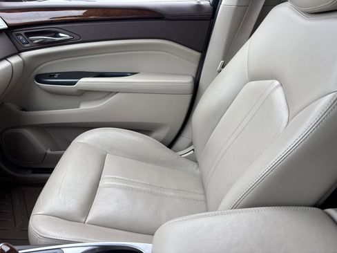 Used 2014 Cadillac SRX Premium image 10