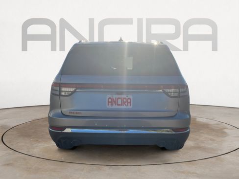 Used 2022 Lincoln Aviator Reserve image 9