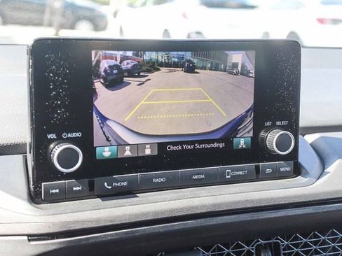 Used 2023 Honda Accord EX image 32
