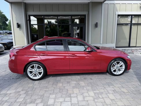 Used 2017 BMW 320i Sedan image 6