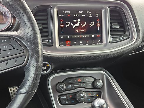 Used 2021 Dodge Challenger R/T Scat Pack w/ T/A Package image 19