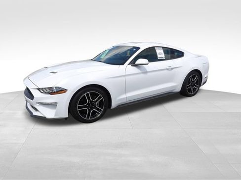 Certified 2021 Ford Mustang Coupe w/ Equipment Group 101A RWD image 5