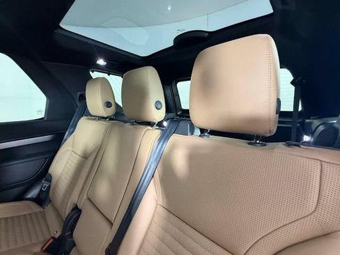 New 2026 Land Rover Discovery Limited Edition AWD/4WD image 26