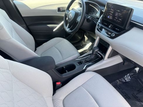 Used 2025 Toyota Corolla Cross LE w/ Black Badges Package (TMS) image 13
