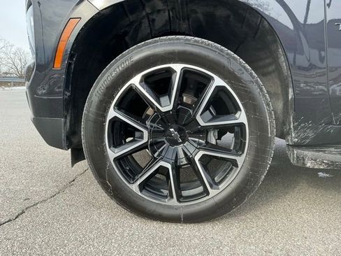 Used 2025 Chevrolet Tahoe RST w/ Comfort Package image 16