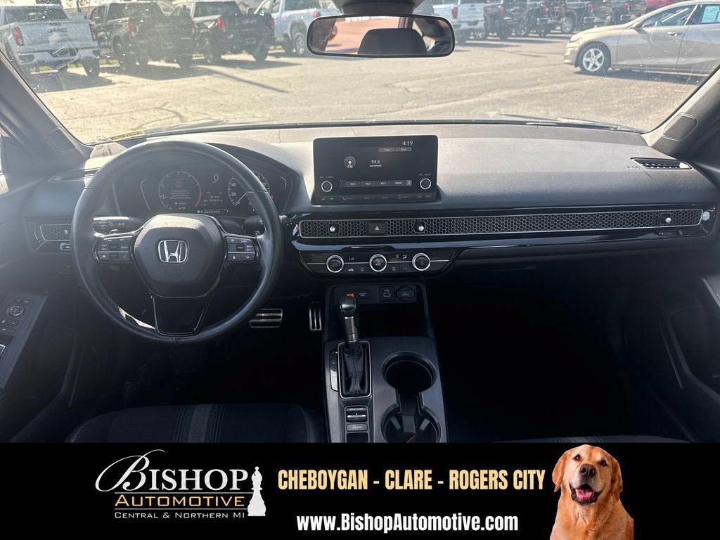 Used 2022 Honda Civic Sport image 3