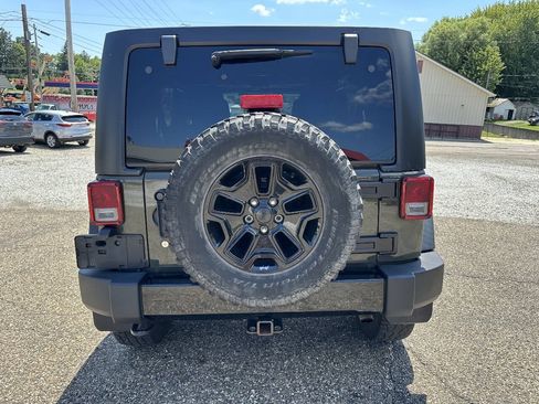 Used 2016 Jeep Wrangler Unlimited Sport AWD/4WD image 14