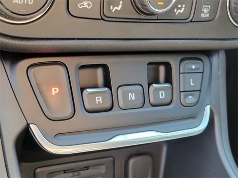 Used 2018 GMC Terrain SLE w/ Driver Convenience Package image 23