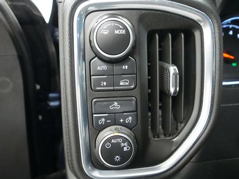 Used 2021 Chevrolet Silverado 1500 LT AWD/4WD image 39