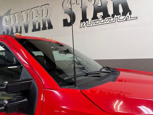 Used 2022 Ford F550 4x4 Crew Cab Super Duty w/ Power Equipment Group image 68