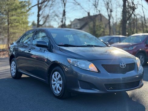 Used 2010 Toyota Corolla LE w/ All Weather Guard Pkg image 3