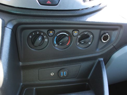 Used 2017 Ford Transit 350 XL RWD image 22