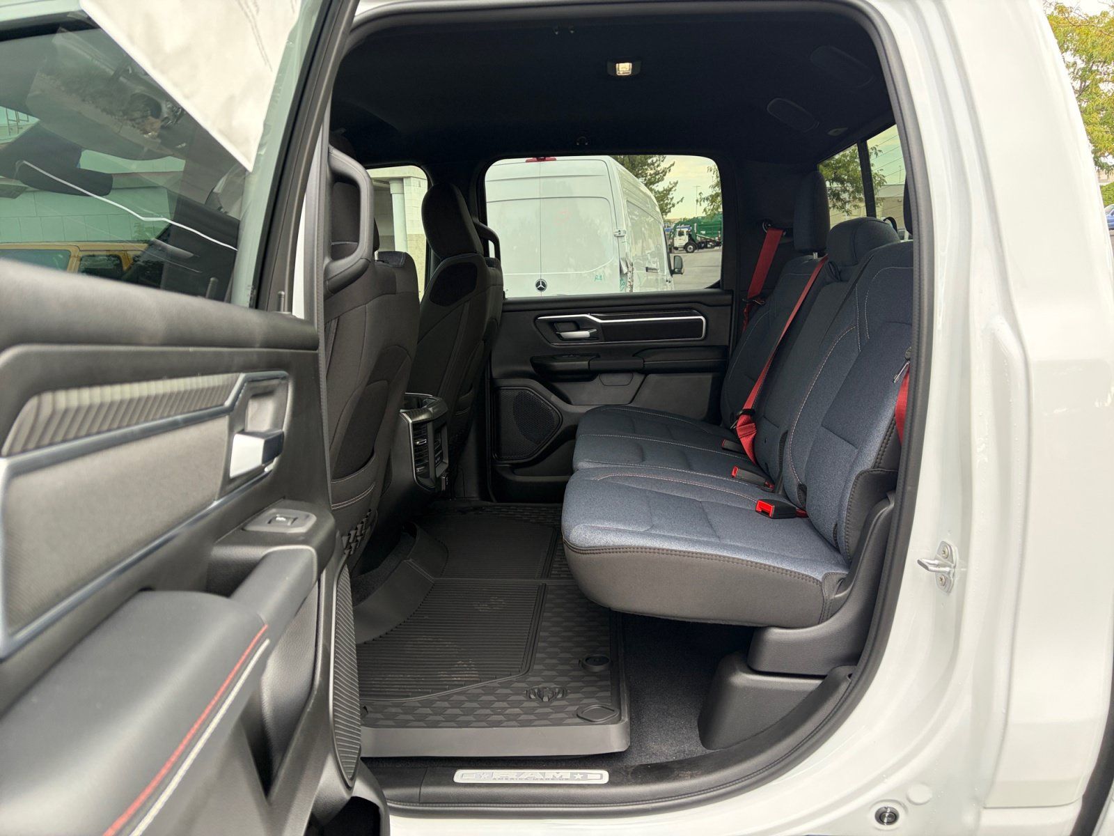 New 2026 RAM 1500 Big Horn AWD/4WD image 23