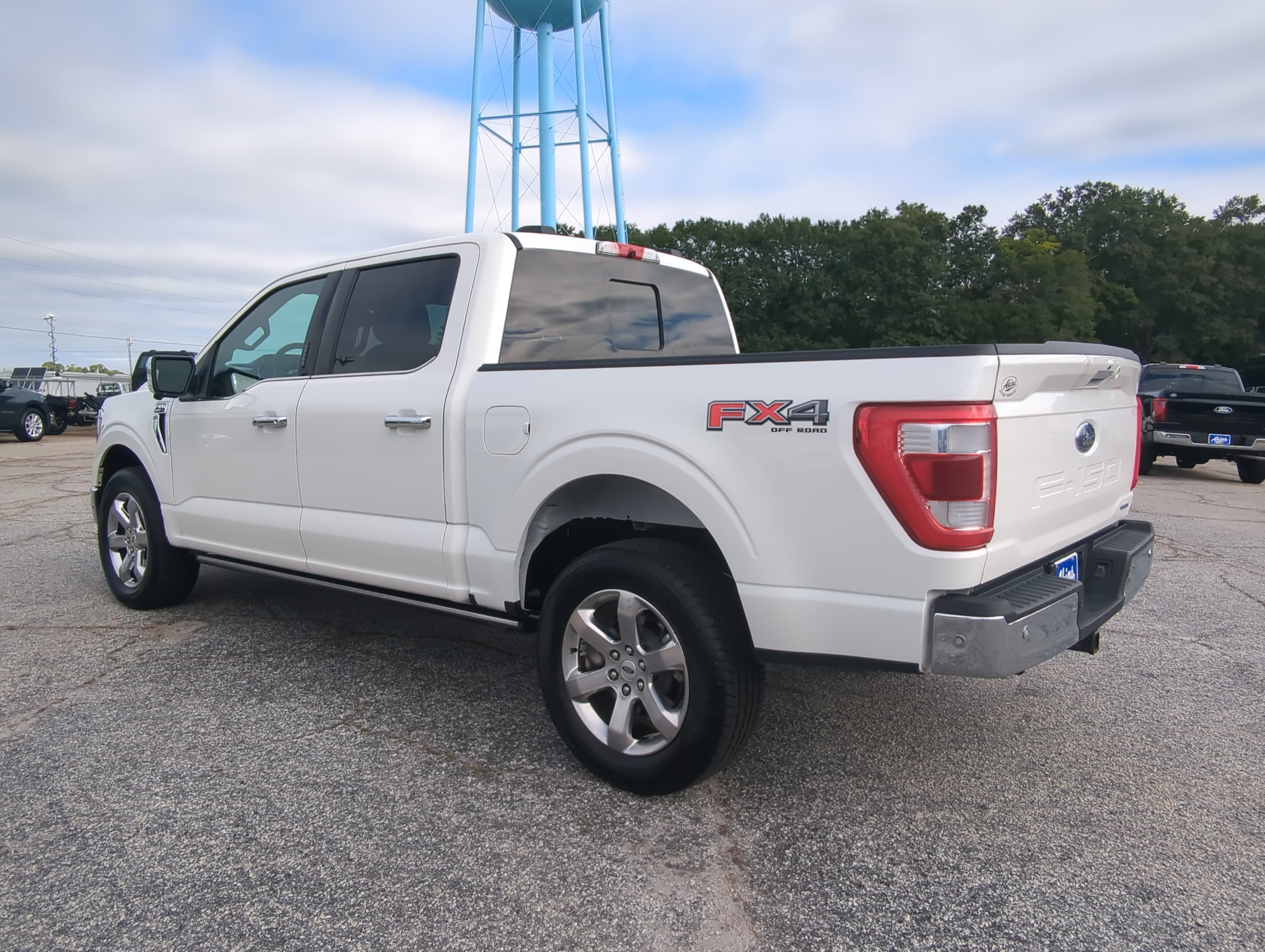 Certified 2022 Ford F150 Lariat w/ Equipment Group 502A High AWD/4WD image 5