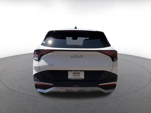 Used 2025 Kia Sportage LX image 12