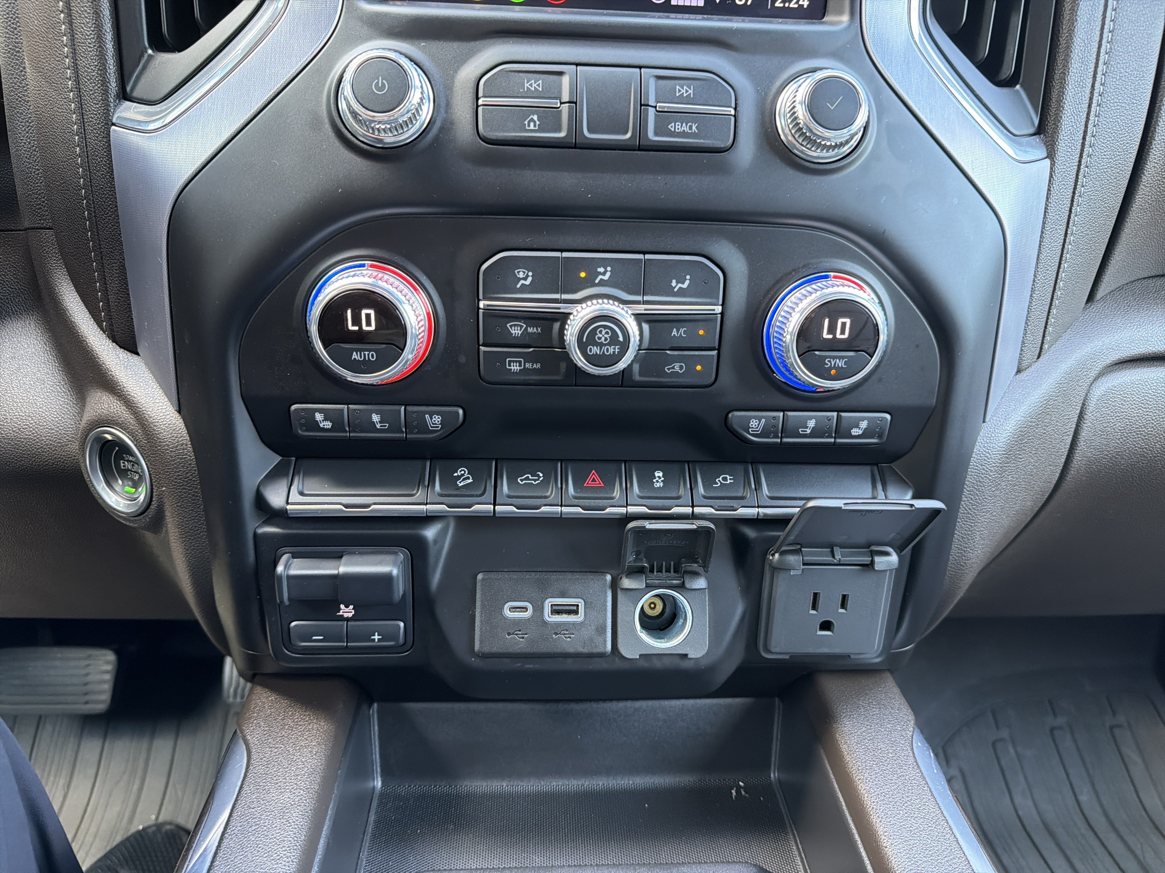 Used 2021 GMC Sierra 1500 SLT w/ SLT Premium Package AWD/4WD image 25