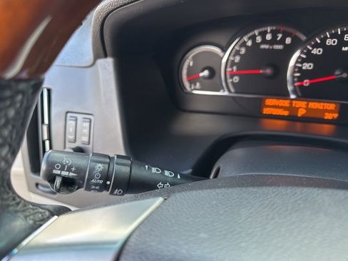 Used 2010 Cadillac STS image 19