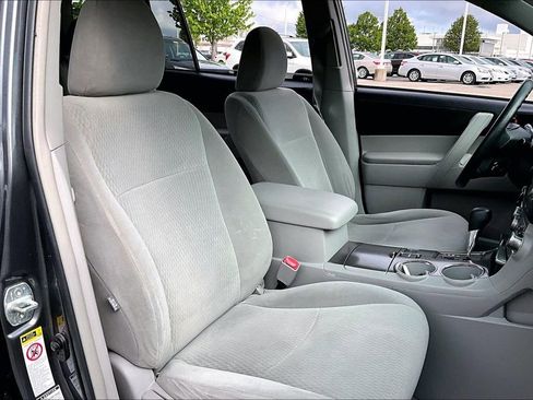 Used 2010 Toyota Highlander 4WD image 27