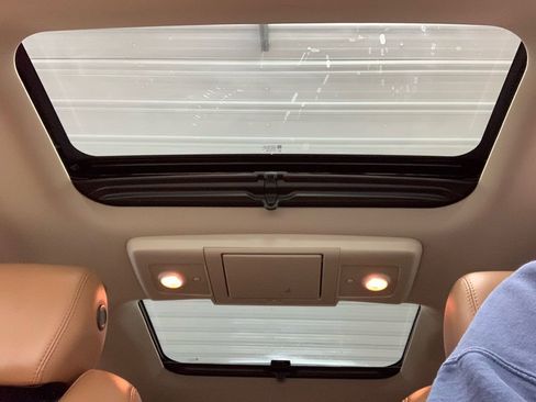 Used 2016 Buick Enclave Premium w/ Experience Buick Package image 17