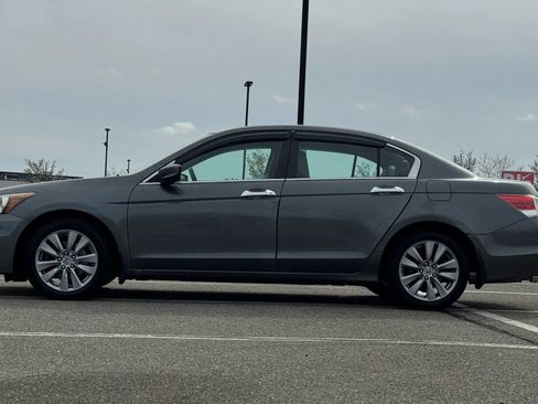 Used 2012 Honda Accord EX-L image 9