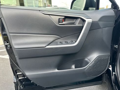 New 2025 Toyota RAV4 LE image 11