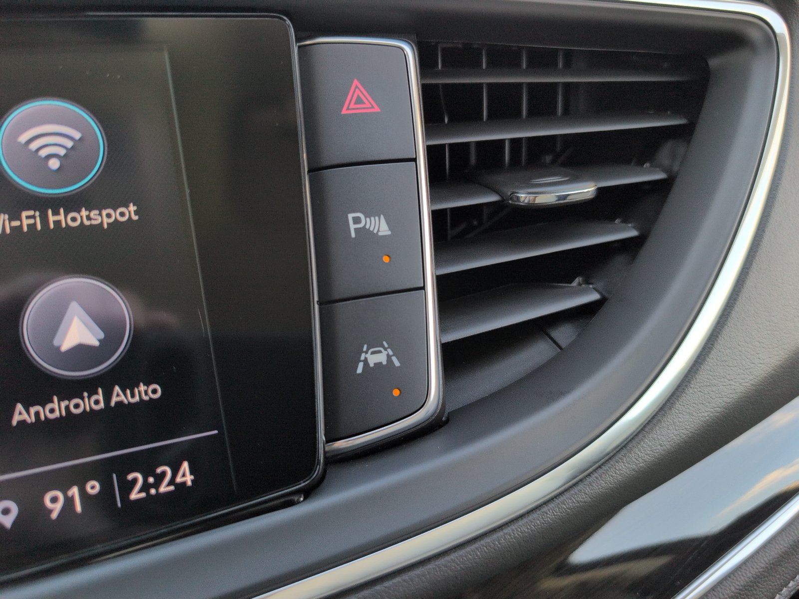 Used 2023 Buick Enclave Essence w/ Experience Buick Package FWD image 40