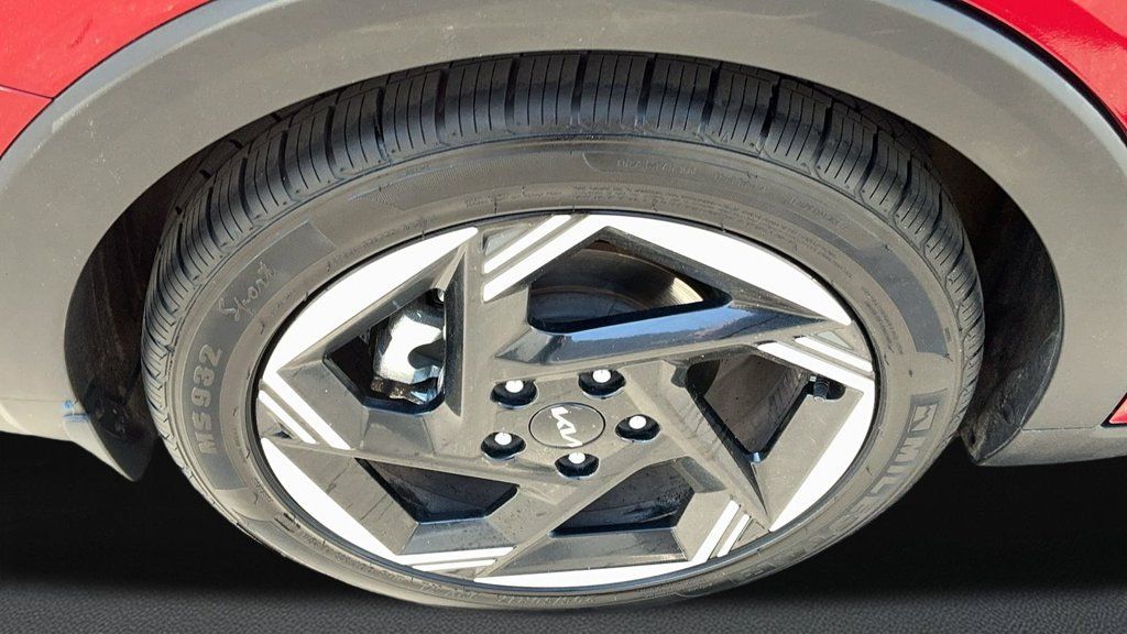 Used 2025 Kia K4 EX FWD image 8