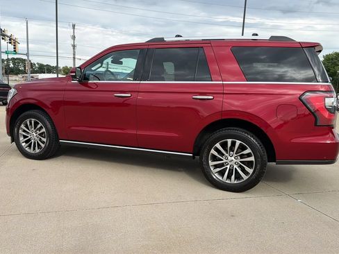 Used 2018 Ford Expedition Limited w/ Equipment Group 301A AWD/4WD image 12