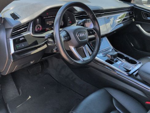 Used 2019 Audi Q8 Premium w/ Convenience Package AWD/4WD image 10