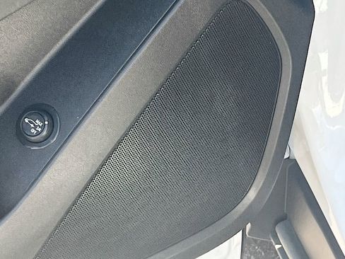 Used 2024 Chevrolet Equinox RS image 18