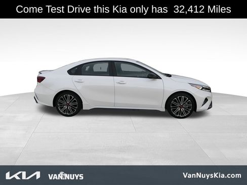 Used 2023 Kia Forte GT image 2