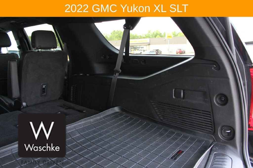 Used 2022 GMC Yukon XL SLT AWD/4WD image 25