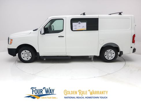 Used 2018 Nissan NV 2500 SV RWD image 7