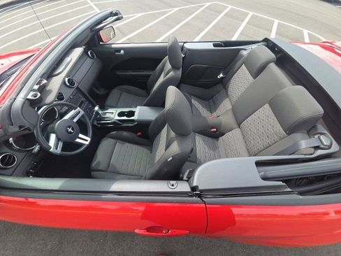 Used 2006 Ford Mustang GT image 20