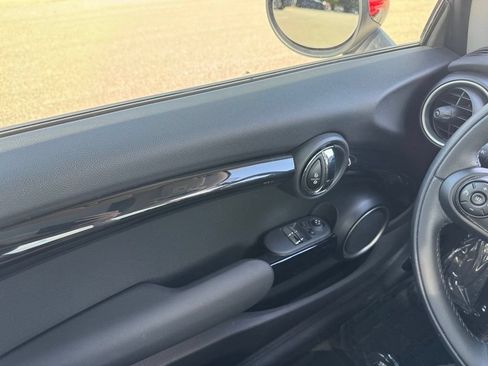 Used 2015 MINI Cooper S FWD image 23