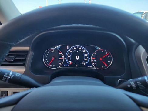 Used 2023 GMC Acadia Denali image 11