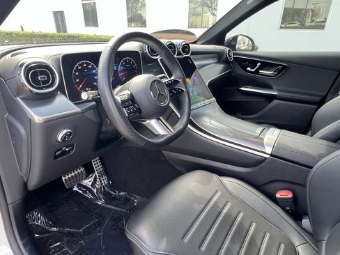 Certified 2025 Mercedes-Benz GLC 300 4MATIC w/ AMG Line image 17