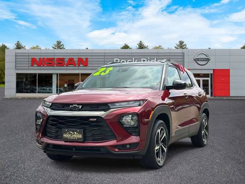 Used 2023 Chevrolet TrailBlazer RS AWD/4WD image 2