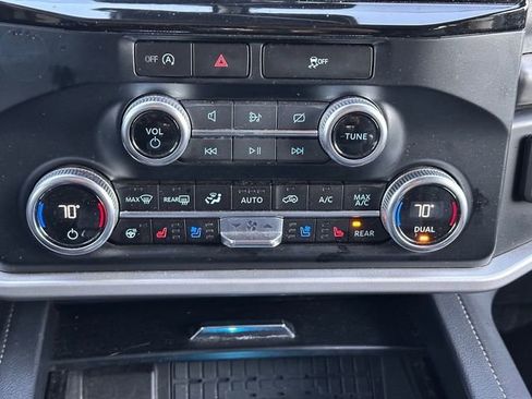 Used 2024 Ford Expedition XLT image 34