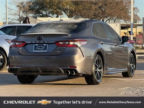 Used 2023 Toyota Camry SE w/ Convenience Package image 6