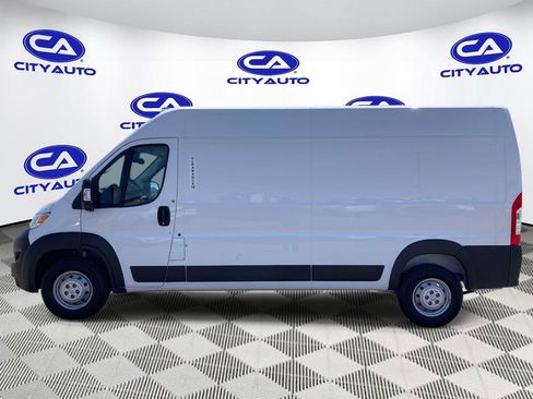 Used 2023 RAM ProMaster 2500 FWD image 6