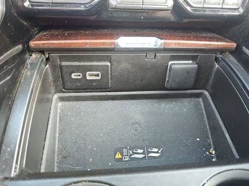 Used 2023 GMC Yukon Denali Ultimate image 29