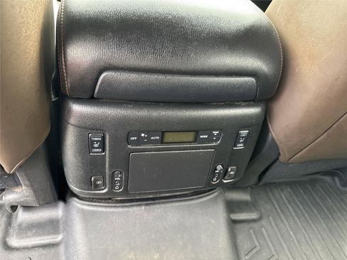 Used 2019 Nissan Armada Platinum w/ Captain's Chairs Package RWD image 24