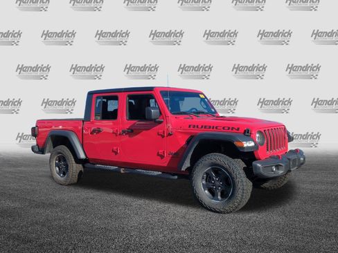 Used 2022 Jeep Gladiator Rubicon image 2